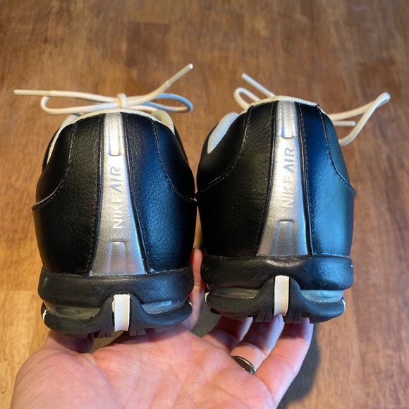 Nike Air Spikeless Golf Shoes - Picture 7 of 9
